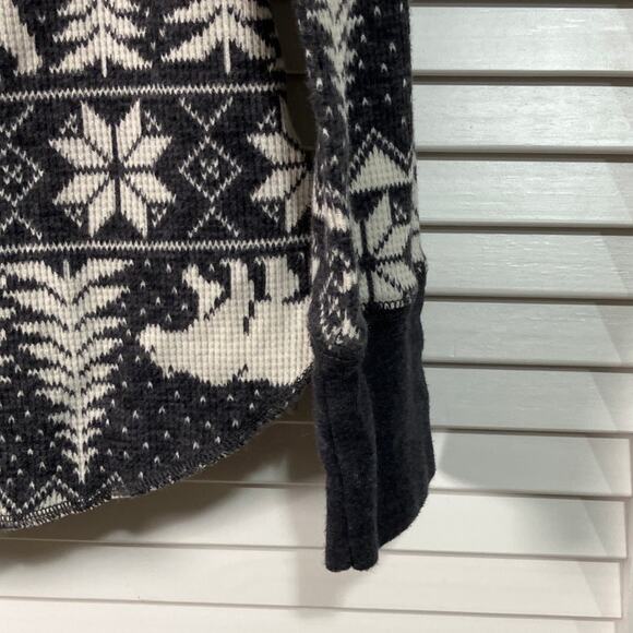 Old Navy Winter Themed Thermal-Knit Long Sleeve Top L - Picture 6 of 6